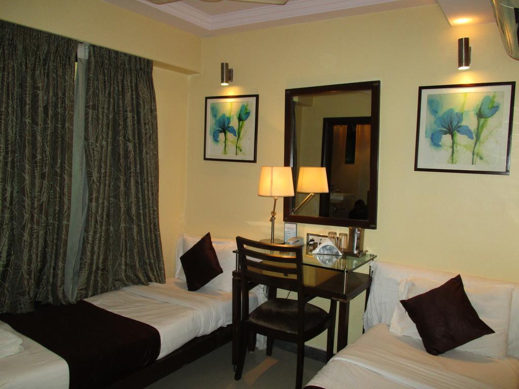 Hotel Sapna Marine Mumbai Exteriör bild